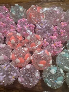 Lot of 5 Glitter Heart & Flower Resin Beads - Pastel Mix